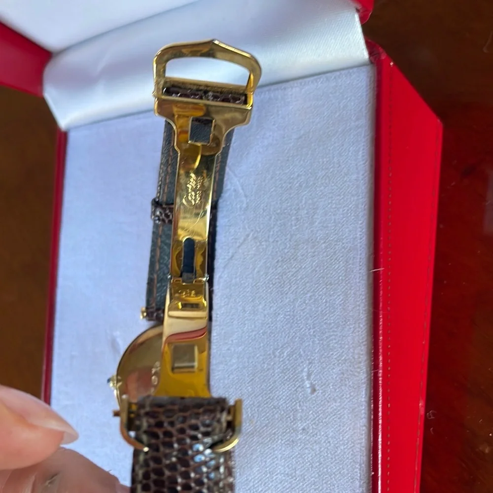 Cartier Paris,Must de Cartier Argent, absolutely Beautiful, unisex 30MM size